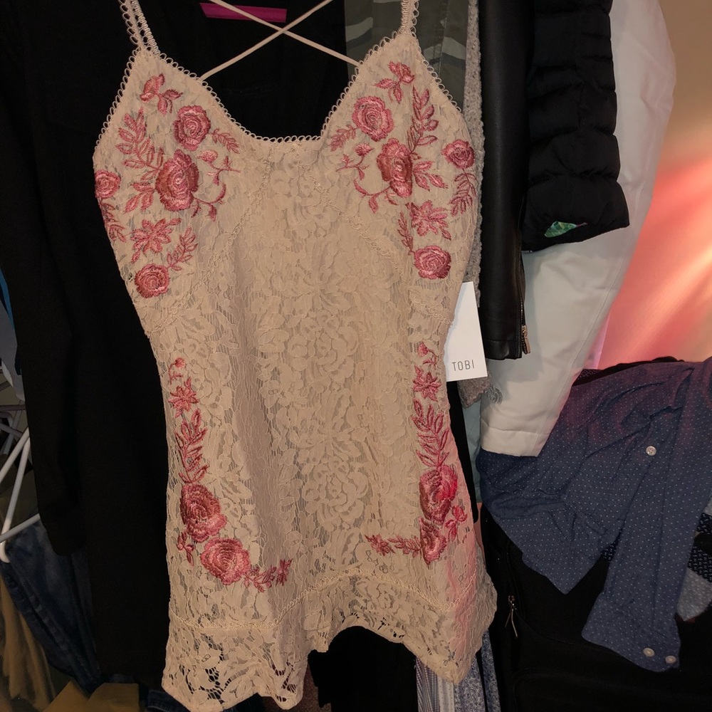 Dress - Picture 2 of 3